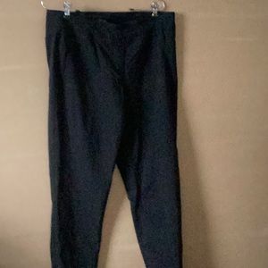 Pull on stretch pants.